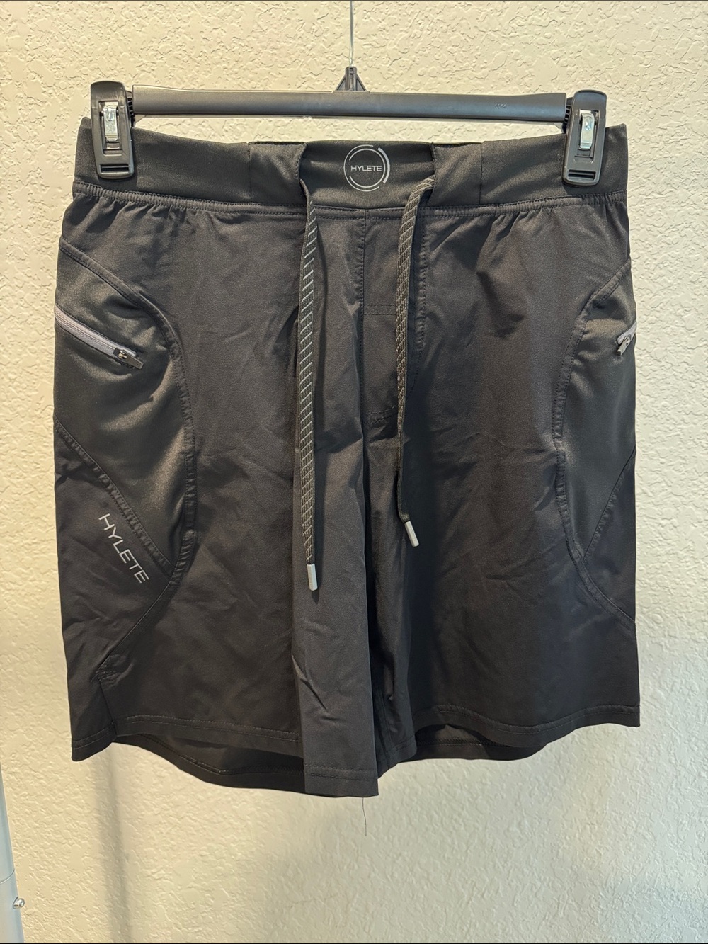Hylete Men's Black Athletic Training Shorts with Zipper Pockets